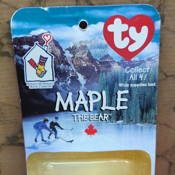 OH Canada bundle, FIFA 2015 world cup scarf, Beanie baby maple,shot glasses, - Picture 12 of 12